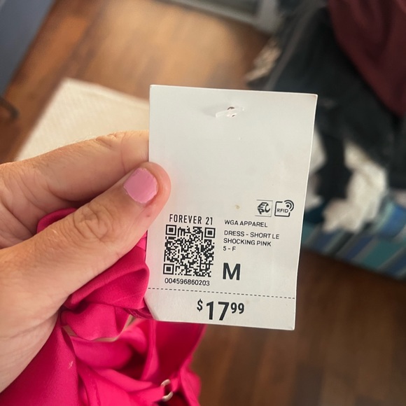 Forever 21 pink dress - Picture 2 of 2